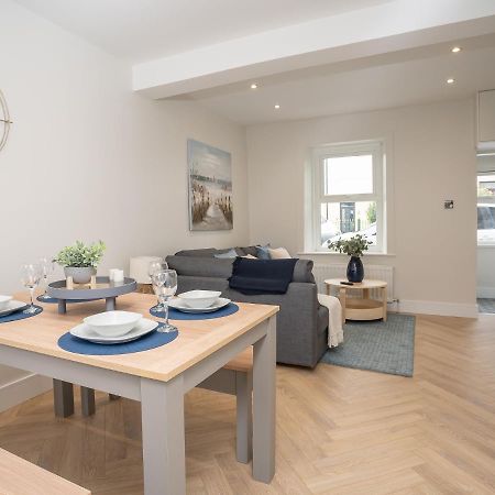 The Views Townhouse Villa Newcastle  Exteriör bild
