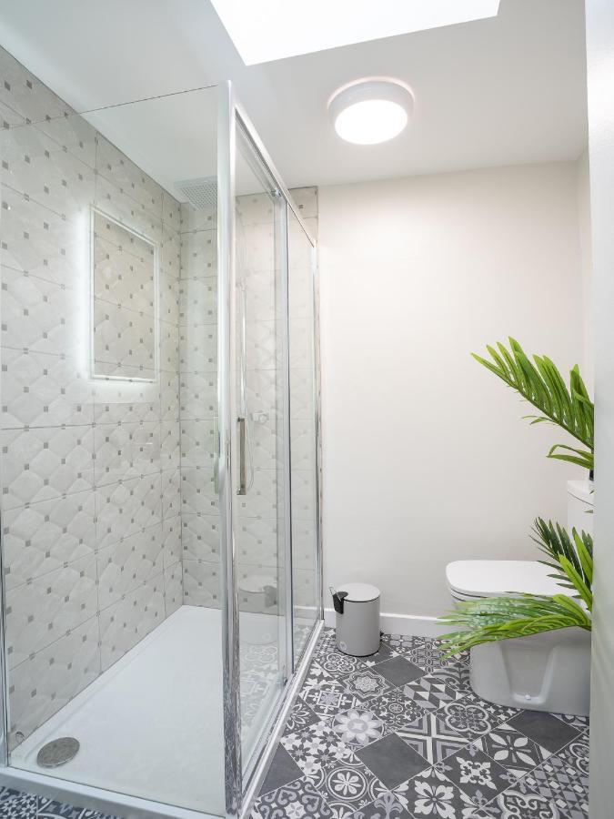 The Views Townhouse Villa Newcastle  Exteriör bild