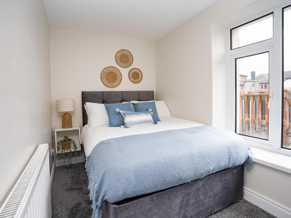 The Views Townhouse Villa Newcastle  Exteriör bild
